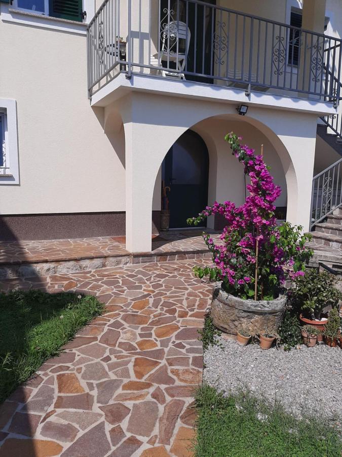 H-Elios Daire Lovran Dış mekan fotoğraf